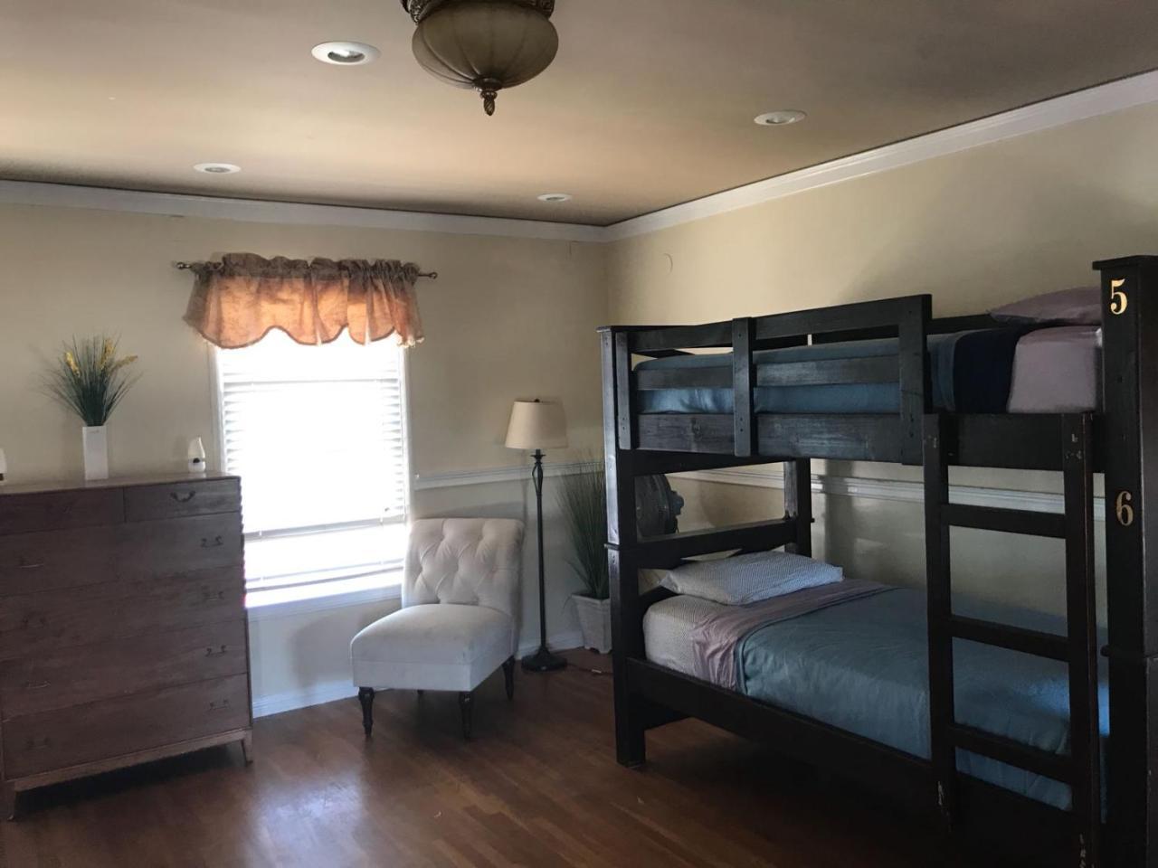 Hostel The Anderson Estates *